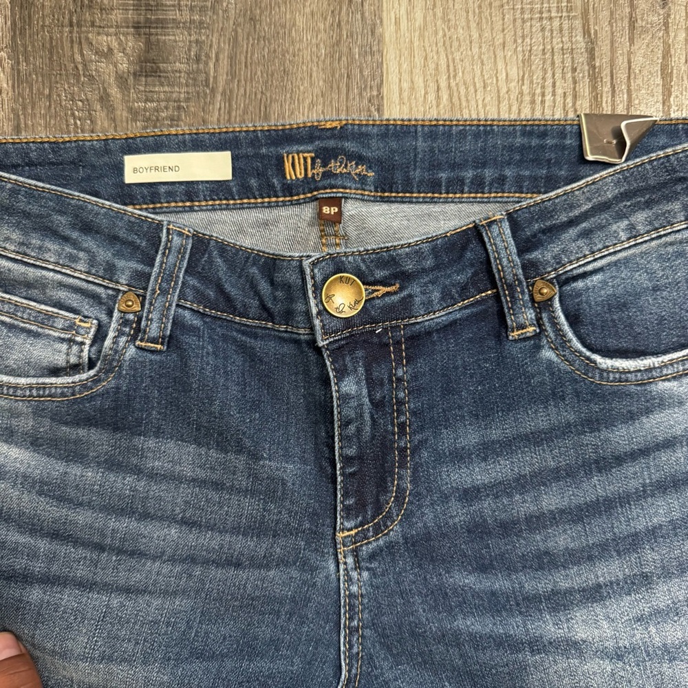 Kut From The Kloth Dark Wash Distressed  Boyfriend style Women’s Jeans 8petite - Picture 2 of 8